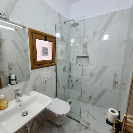 Szálloda Martini Vlora